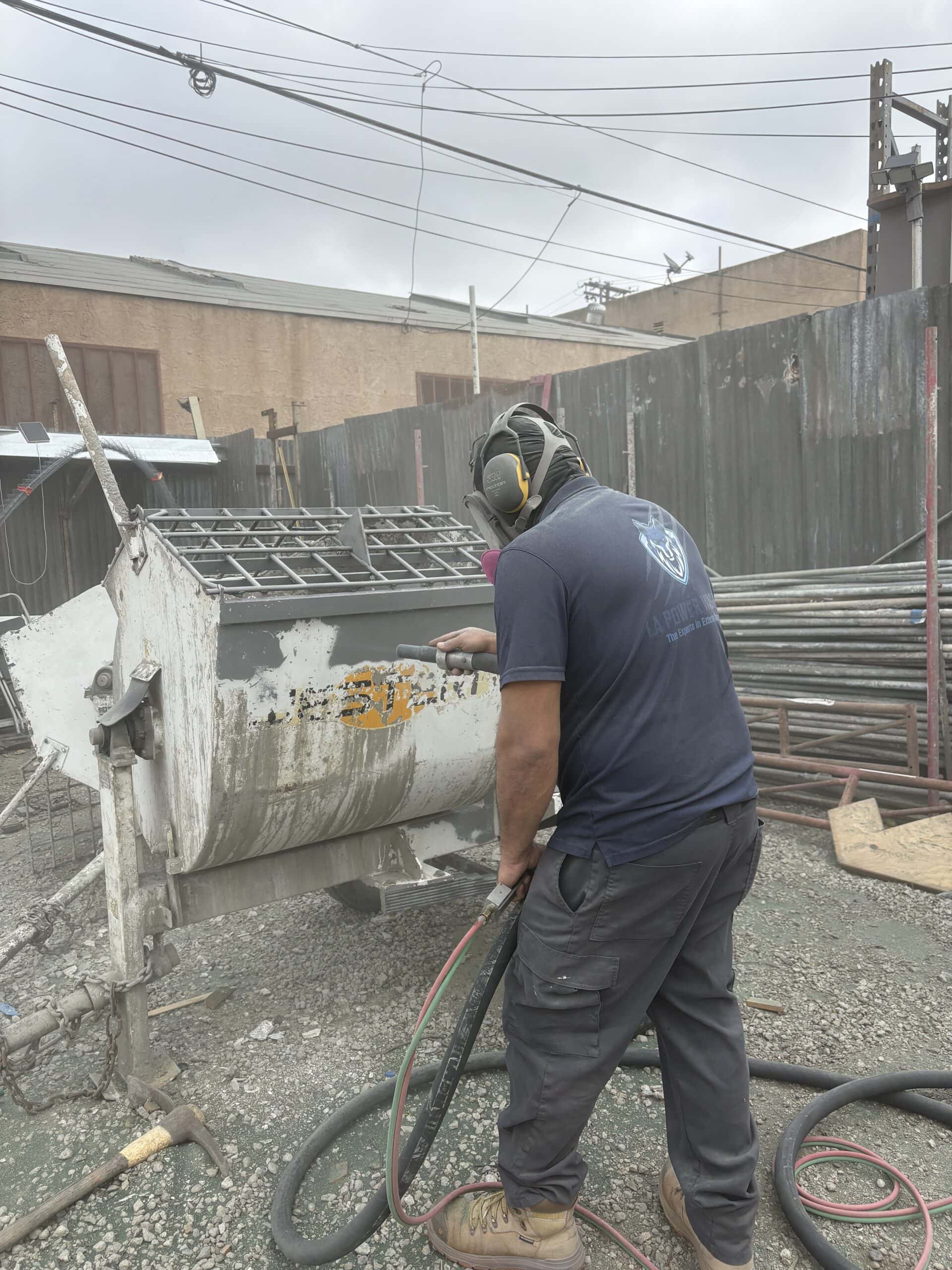 Steel sandblasting in Orange County
