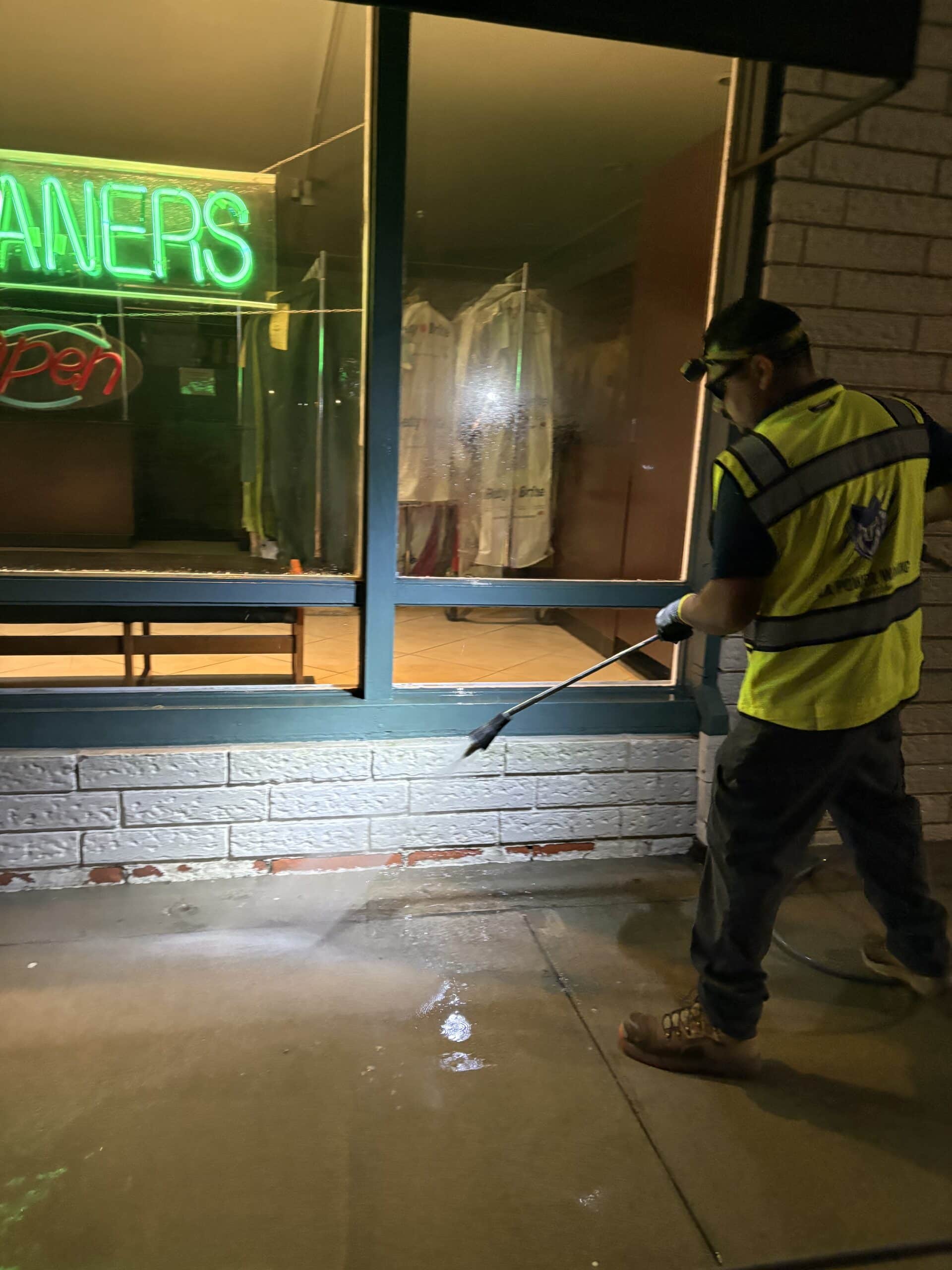 commercial-concrete-pressure-washing-long-beach-ca